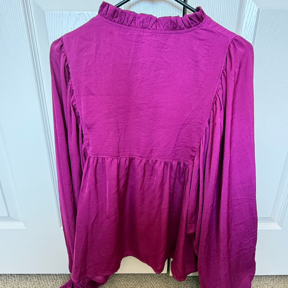 Glam Fuchsia Ruffled Blouse - Picture 4 of 4